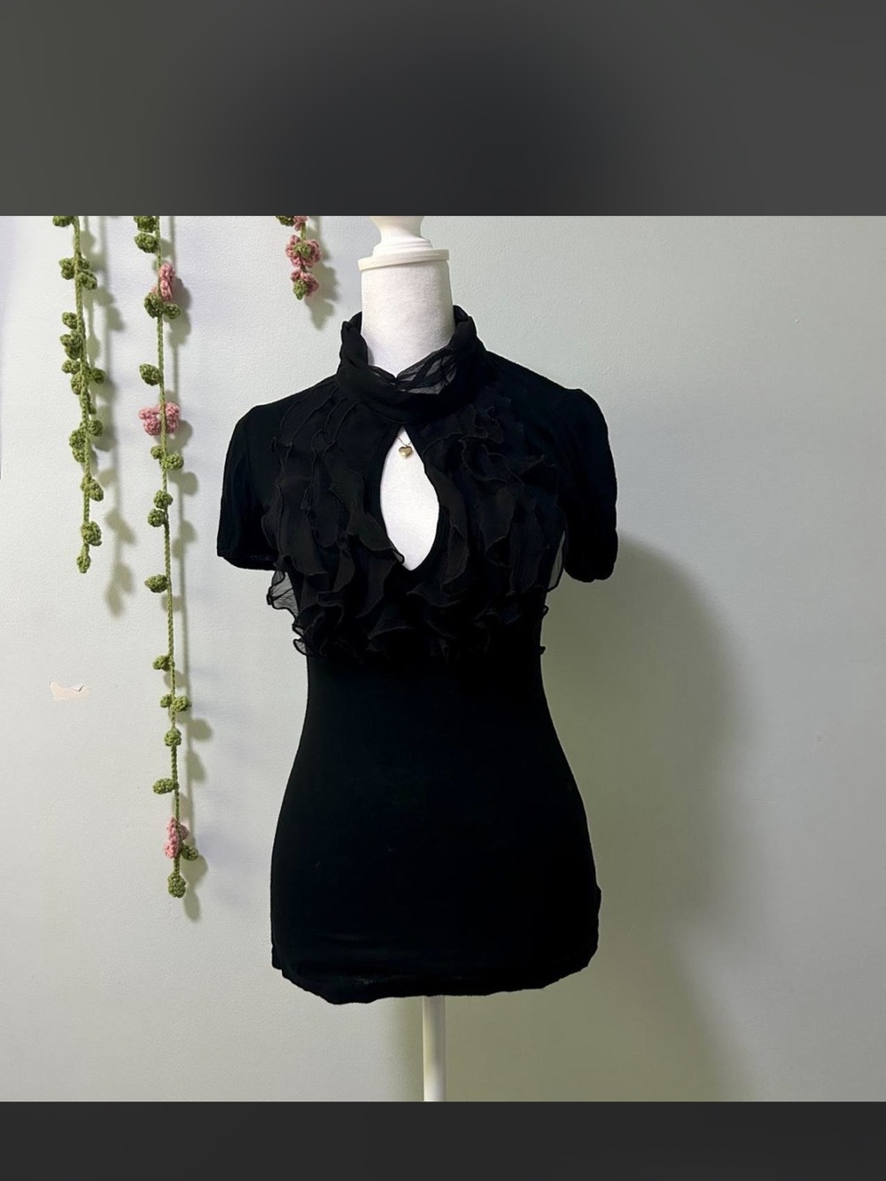 Urban Behavior Black Ruffled Keyhole Short Sleeve Top
